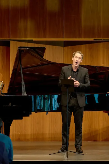 Jacques Imbrailo im Seestudio 
