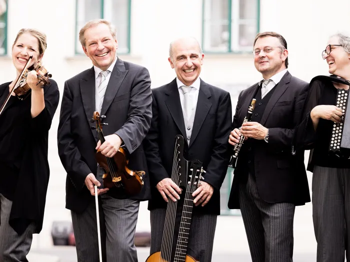 Sehn's; das is' weanarisch-Festspielhaus-Bregenzer Festspiele-Symphonisches Schrammelquintett Wien